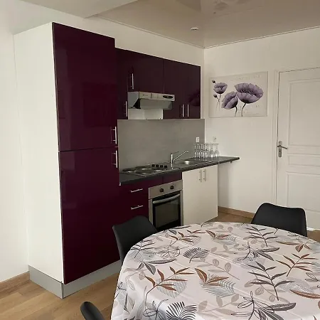 Apartment En Duplex, 1e Etage, Proche Commodites