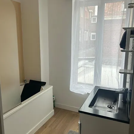 Apartment En Duplex, 1e Etage, Proche Commodites *