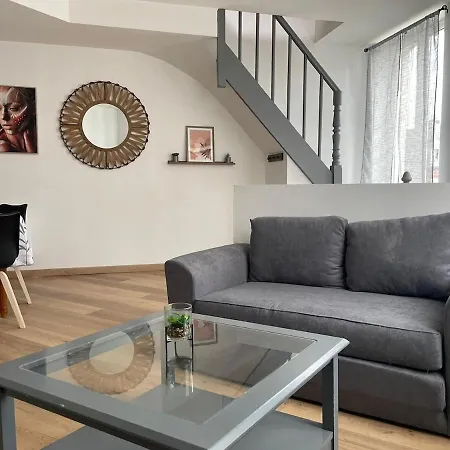 Apartment En Duplex, 1e Etage, Proche Commodites Armentieres